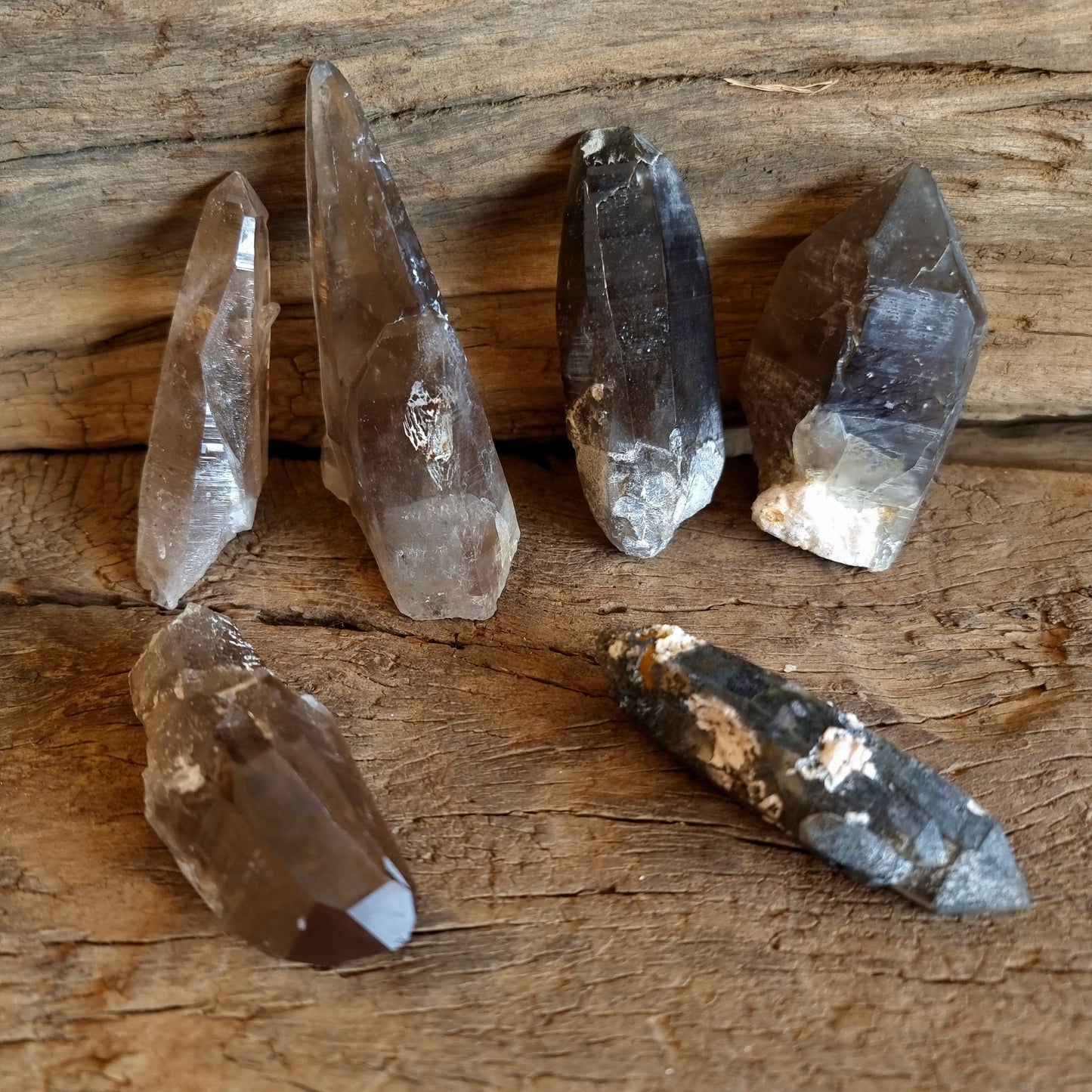 SMOKY QUARTZ ZOMBA POINTS 5-10cm - GROUNDING