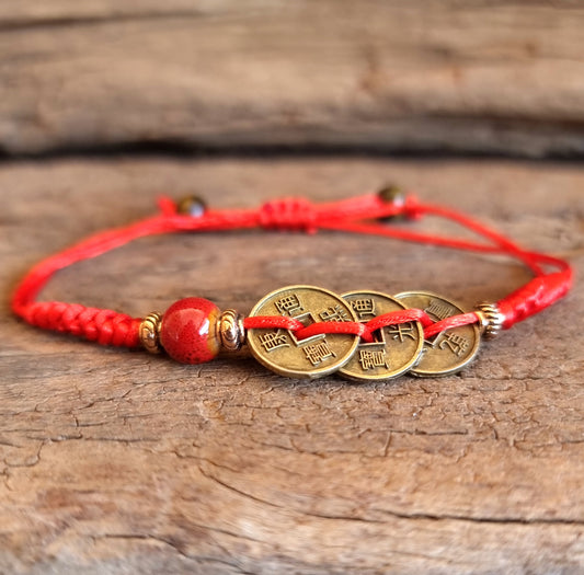 LUCKY COIN RED WOVEN BRACELET