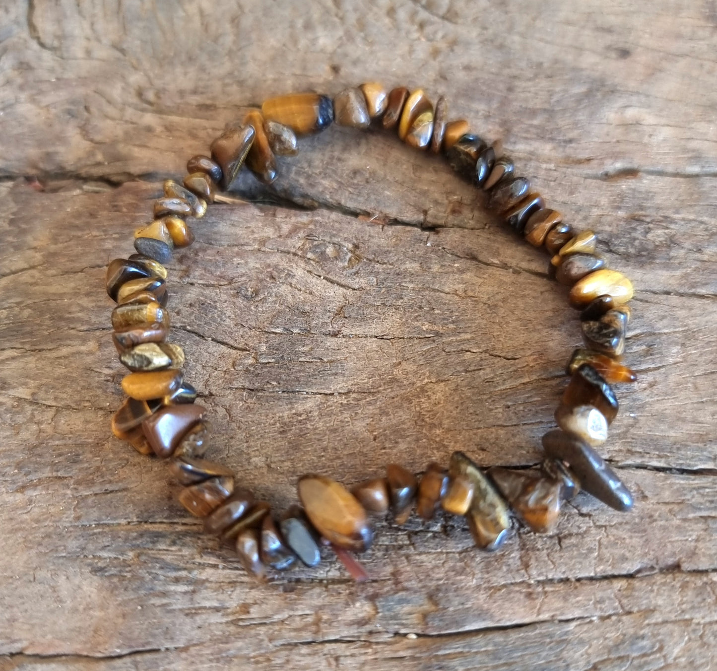 TIGER EYE CHIPPED BRACELET - PROTECTION & COURAGE