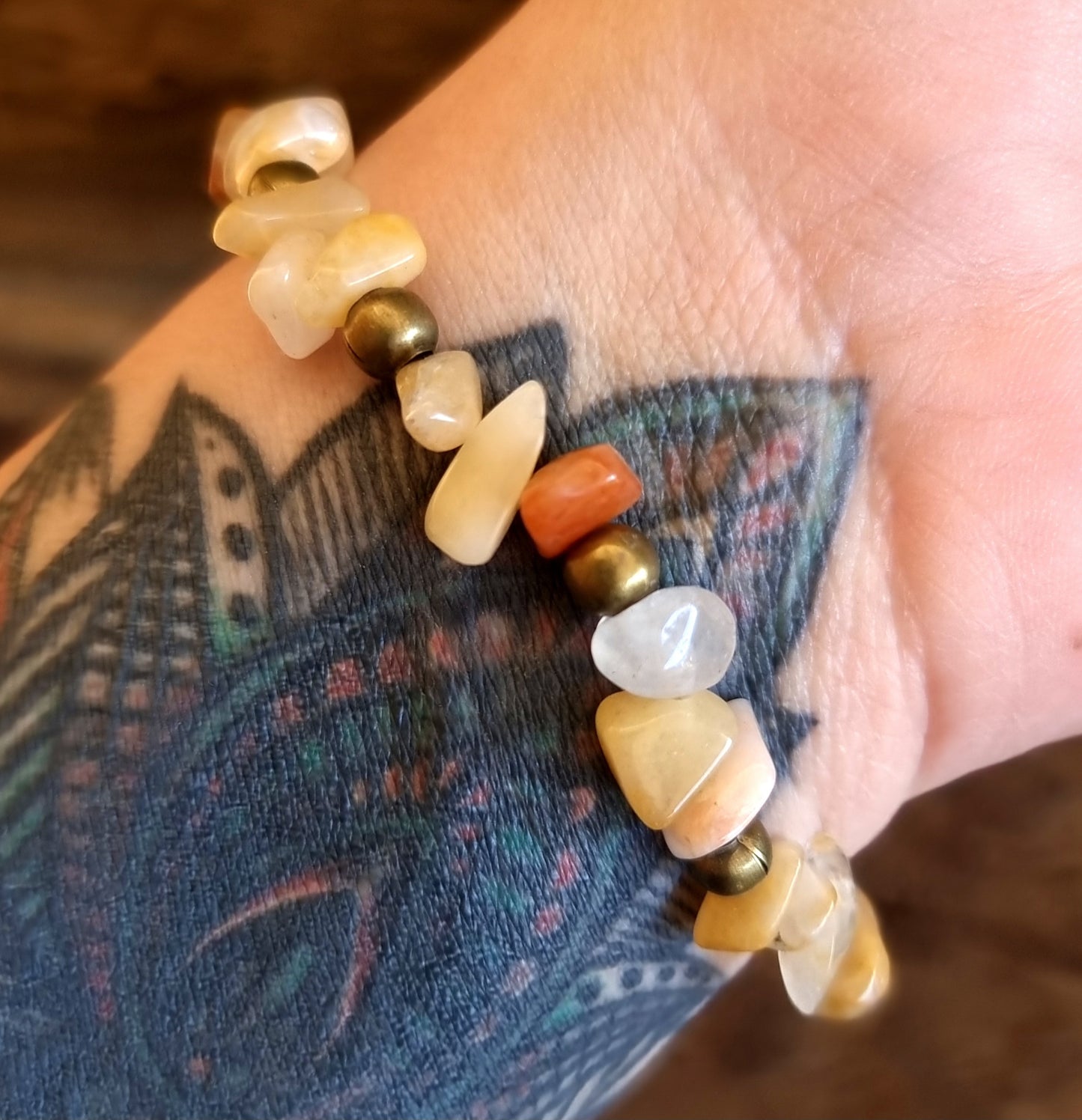 YELLOW AVENTURINE CHIPPED BRACELET - MANIFESTATION AND PROSPERITY STONE