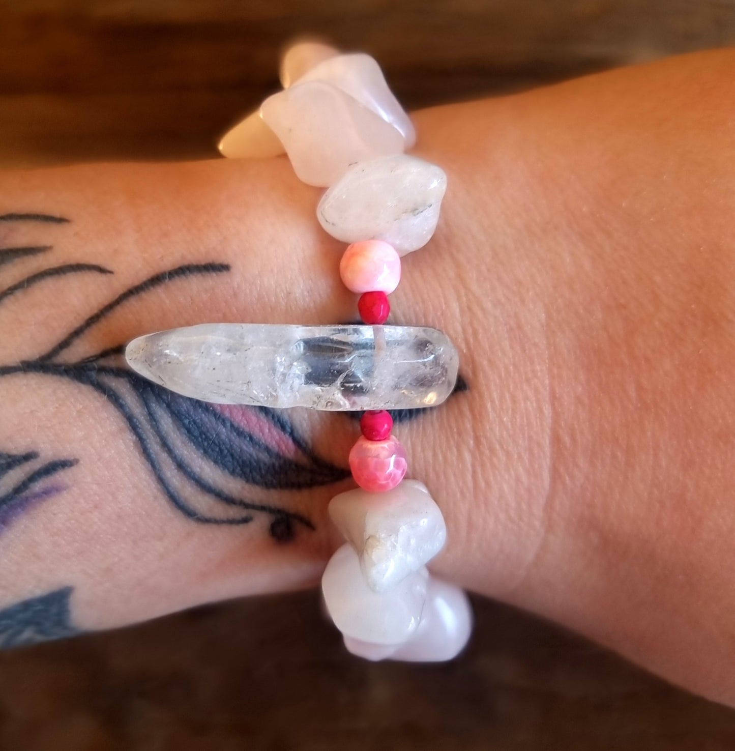 ROSE QUARTZ & QUARTZ CHIPPED BRACELET - LOVE AMPLIFIER