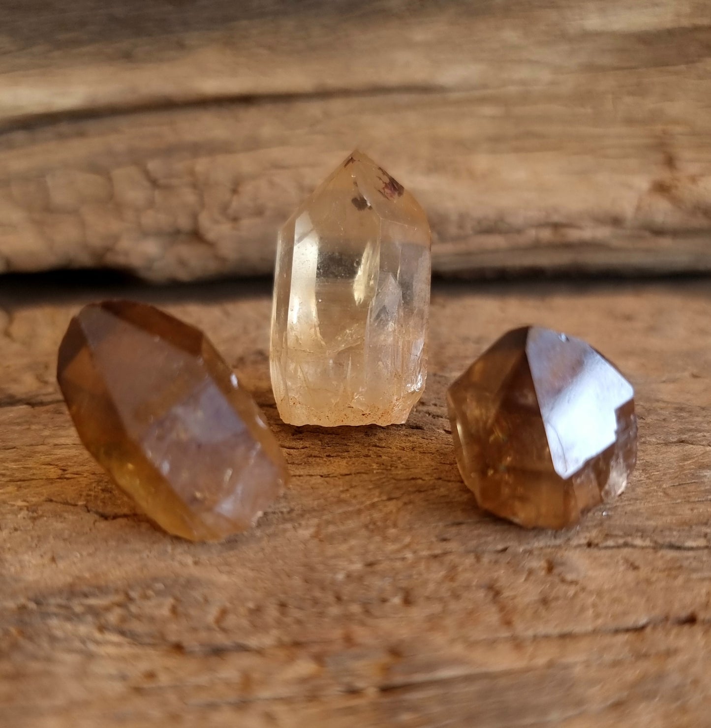 CITRINE ROUGH POINT 2 - 4cm - WEALTH & PROSPERITY