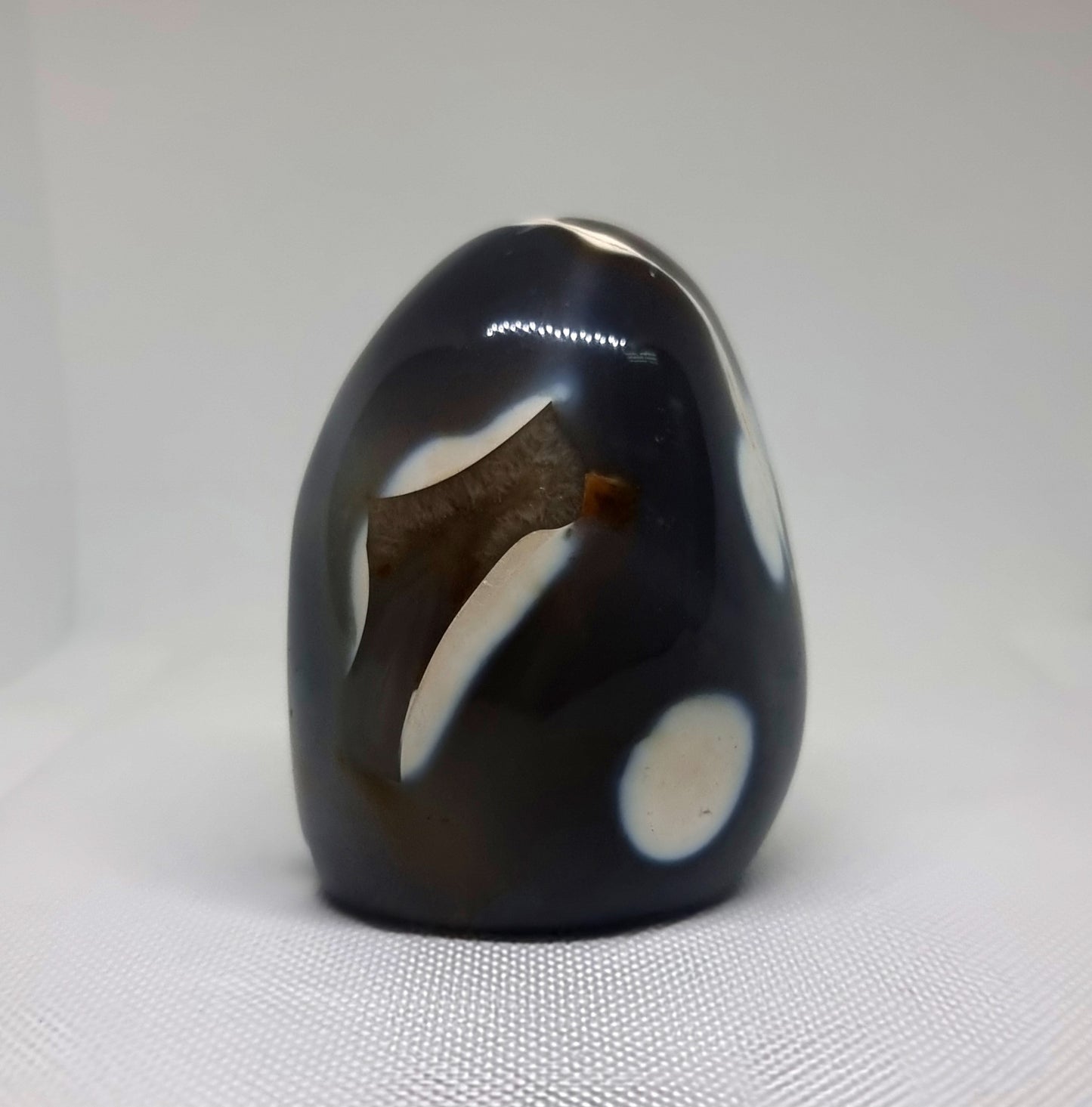 POLISHED ORCA/SNOW AGATE FREEFORM 500g - BALANCE & HARMONY