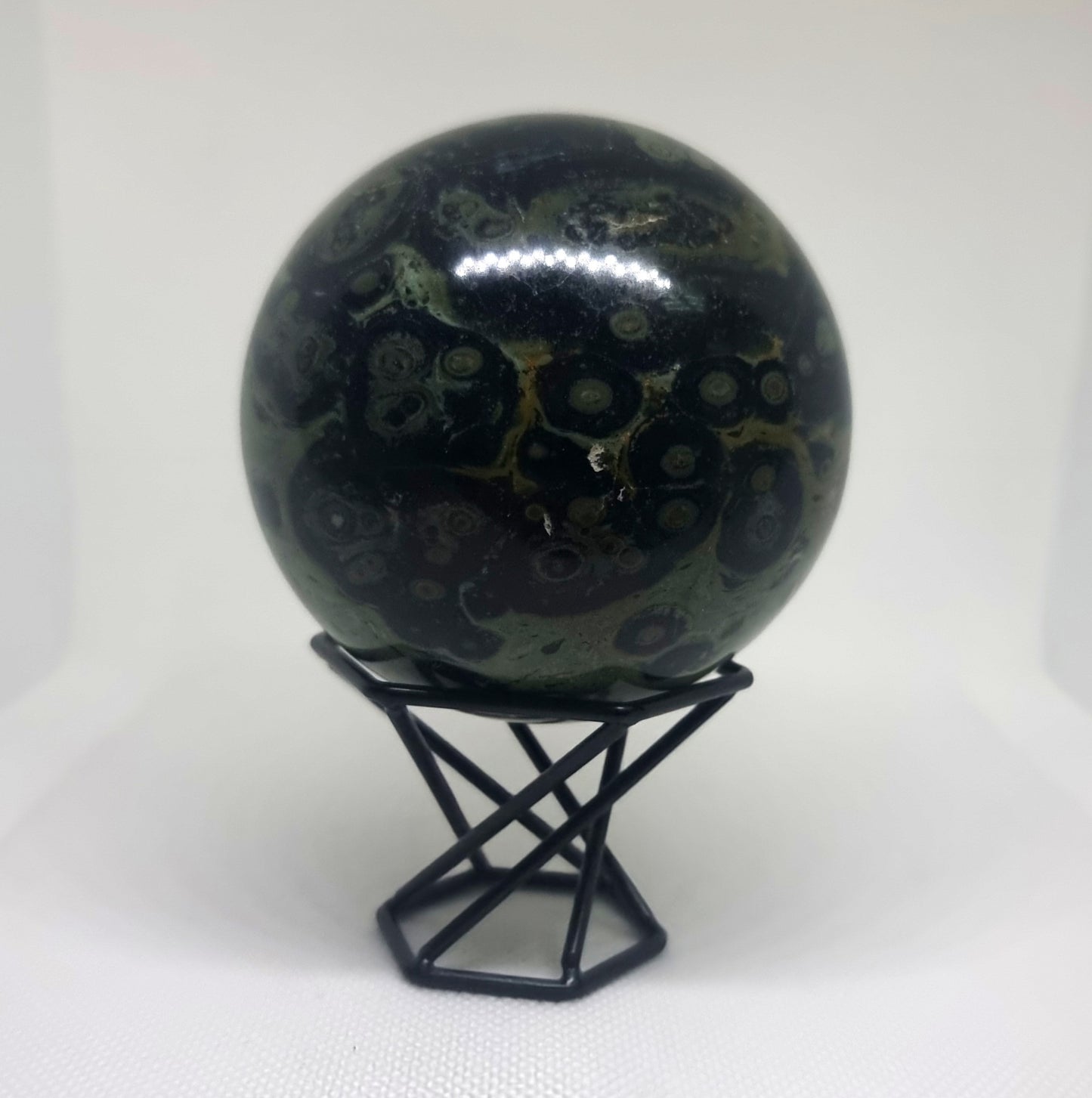 KAMBABA JASPER POLISHED SPHERE 8 cm- PEACE & TRANQUILITY