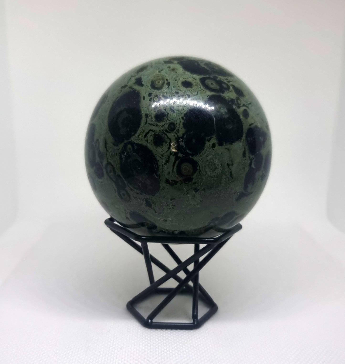 POLISHED KAMBABA JASPER SPHERE - PEACE & TRANQUILITY