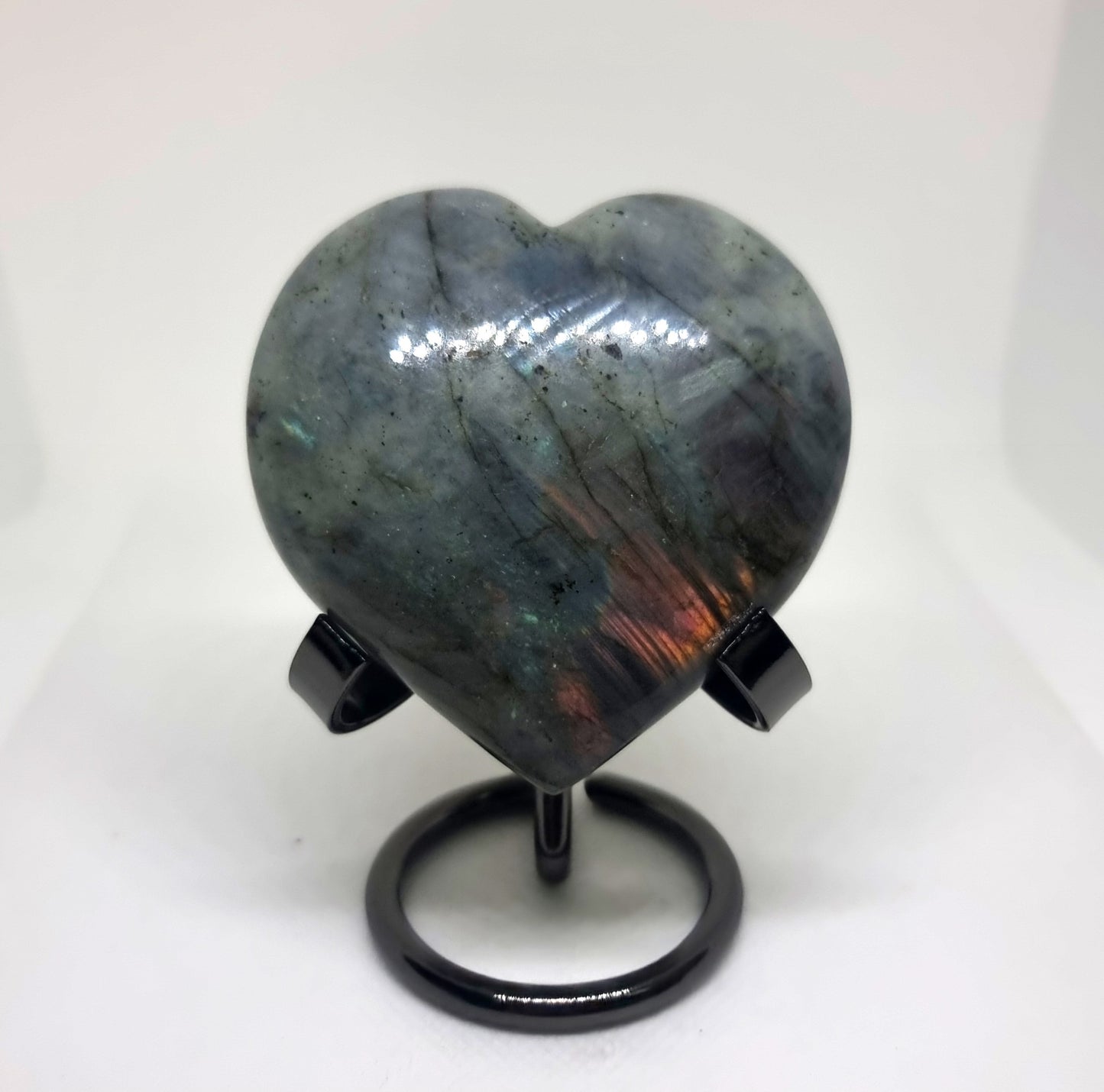 LABRADORITE POLISHED HEART 6.5 x 7 cm - CLAIRVOYANCE