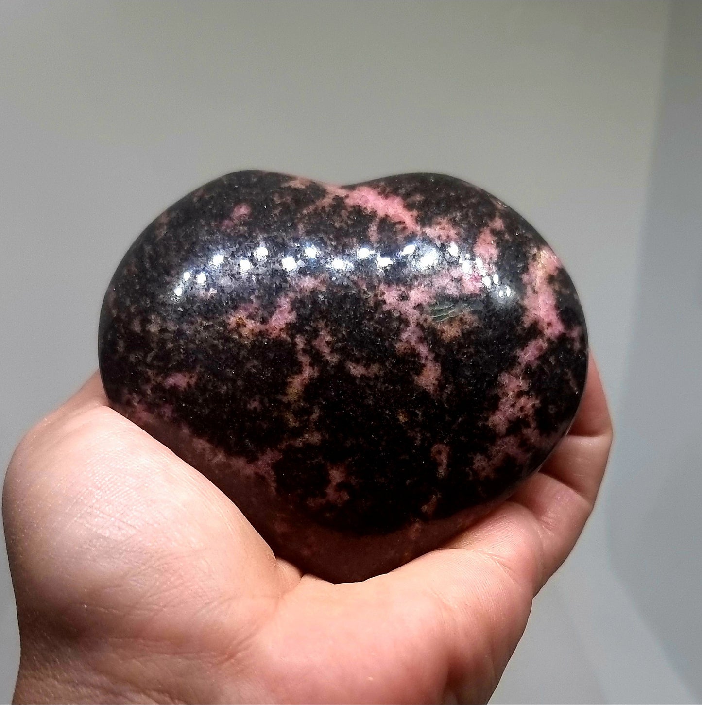 RHODONITE POLISHED HEART 9 x 7 cm - LOVE