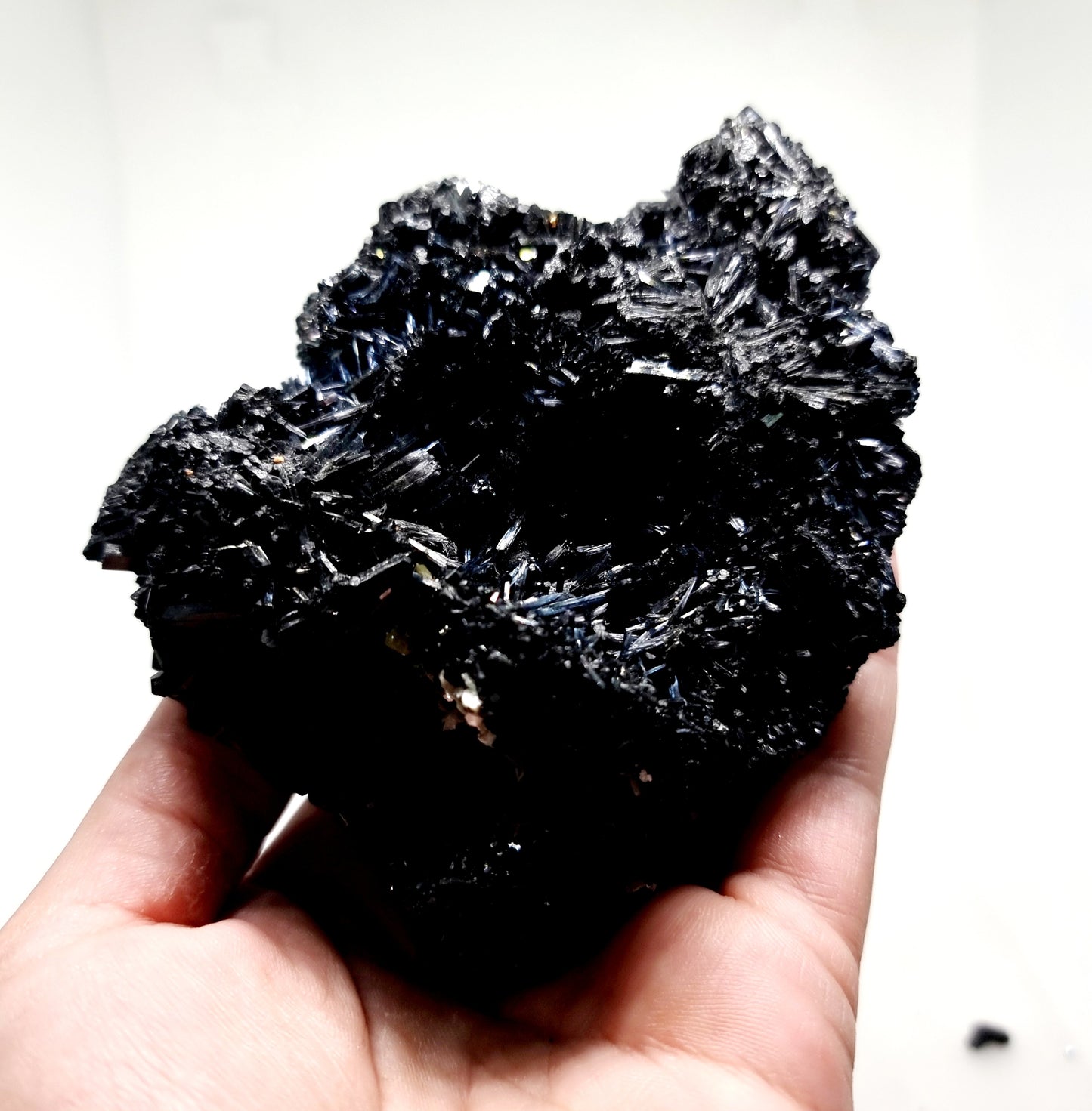 BLACK TOURMALINE CLUSTER 389 g - PROTECTION