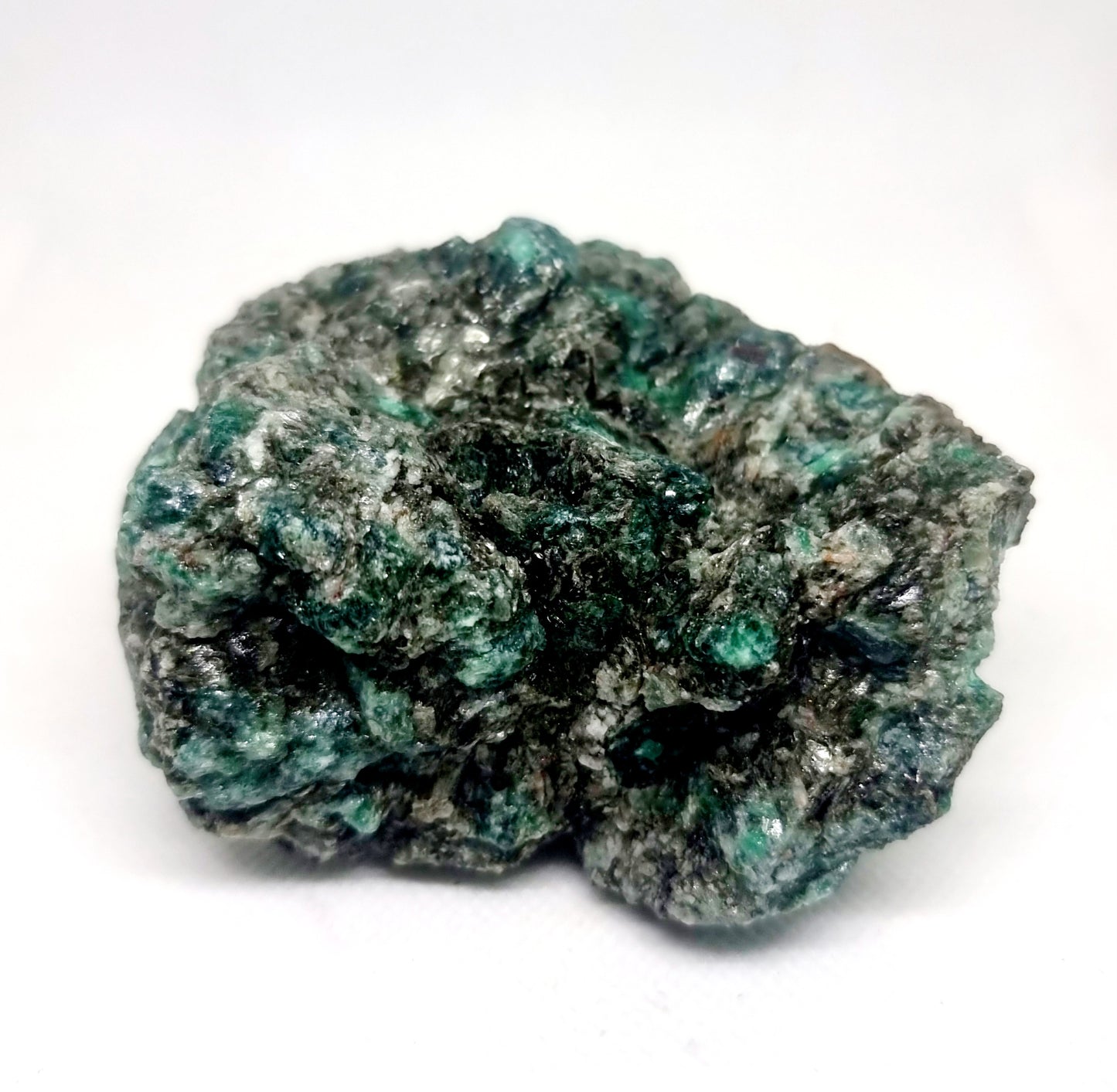 EMERALD IN MATRIX SPECIMEN 447 g - SUCCESSFUL LOVE