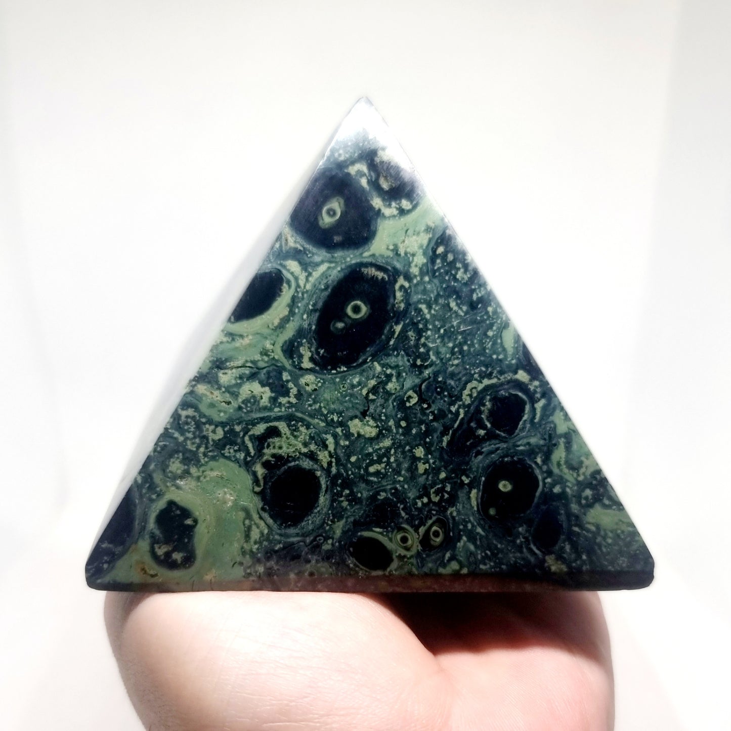 POLISHED KAMBABA JASPER PYRAMID 575 g - PEACE & TRANQUILITY