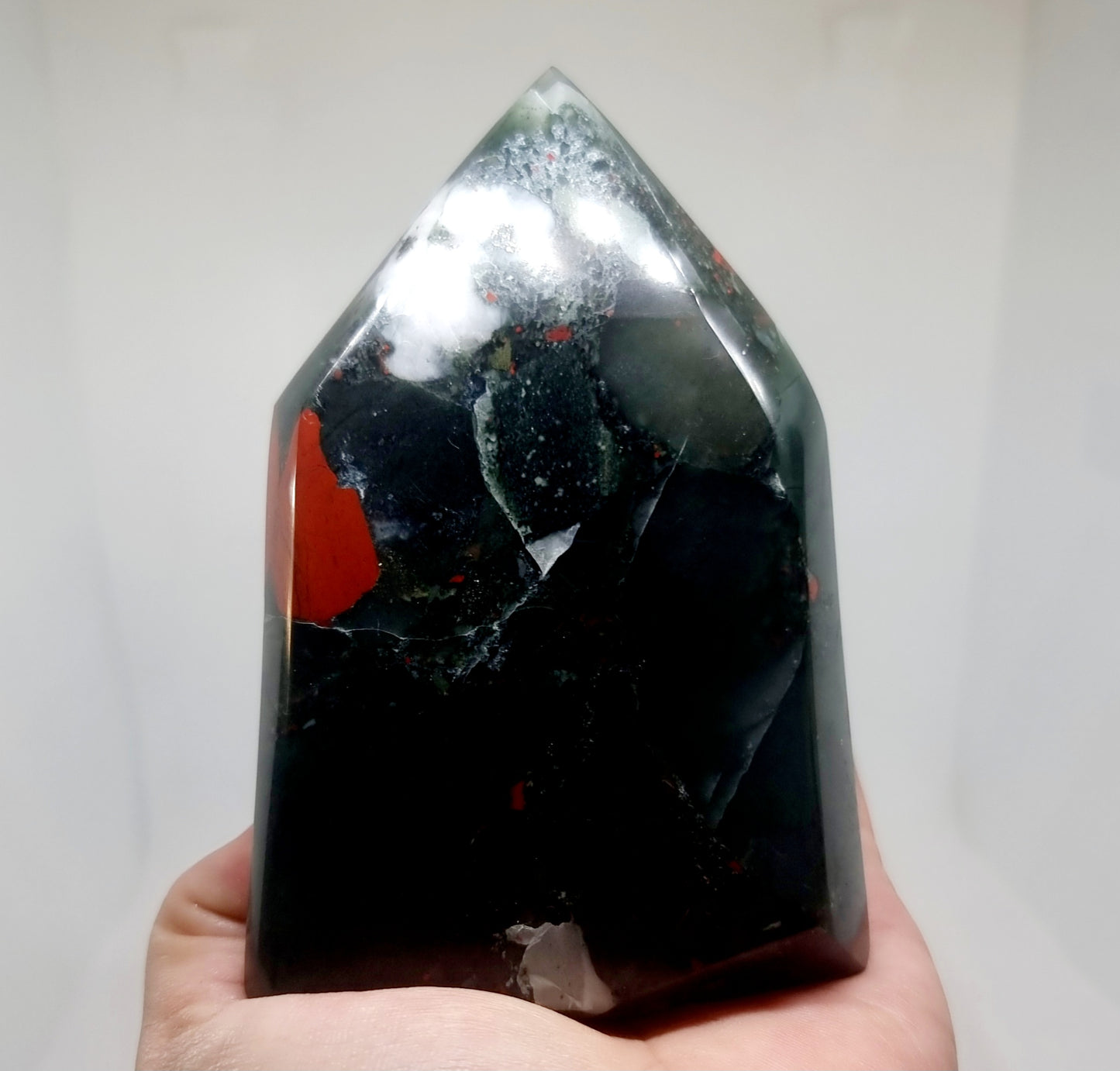 POLISHED AFRICAN BLOODSTONE WITH PYRITE TOWER 391 g - GROUNDING & PROTECTION