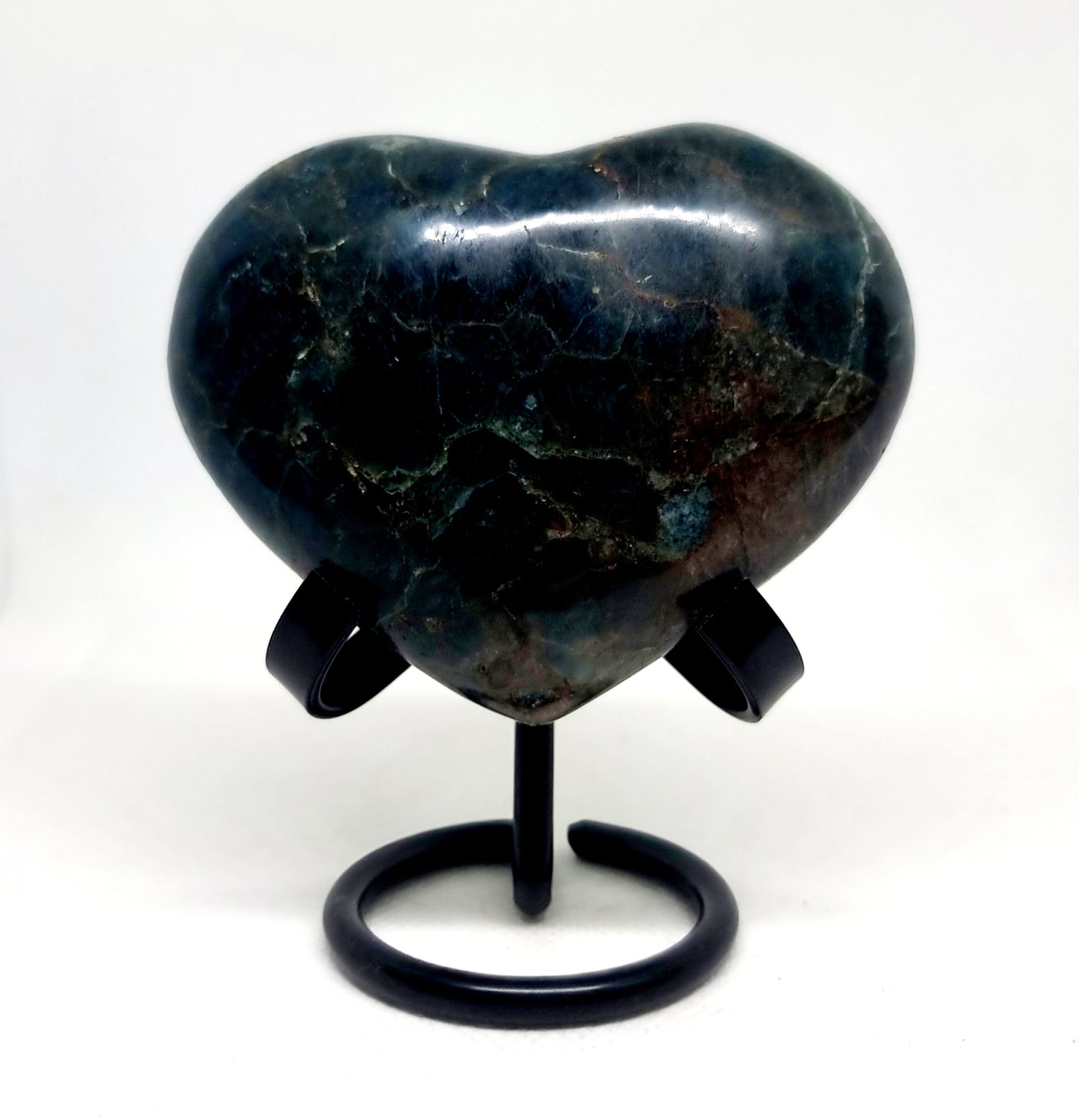 APATITE POLISHED HEART 9 x 6.5 cm - THE STONE OF MANIFESTATION