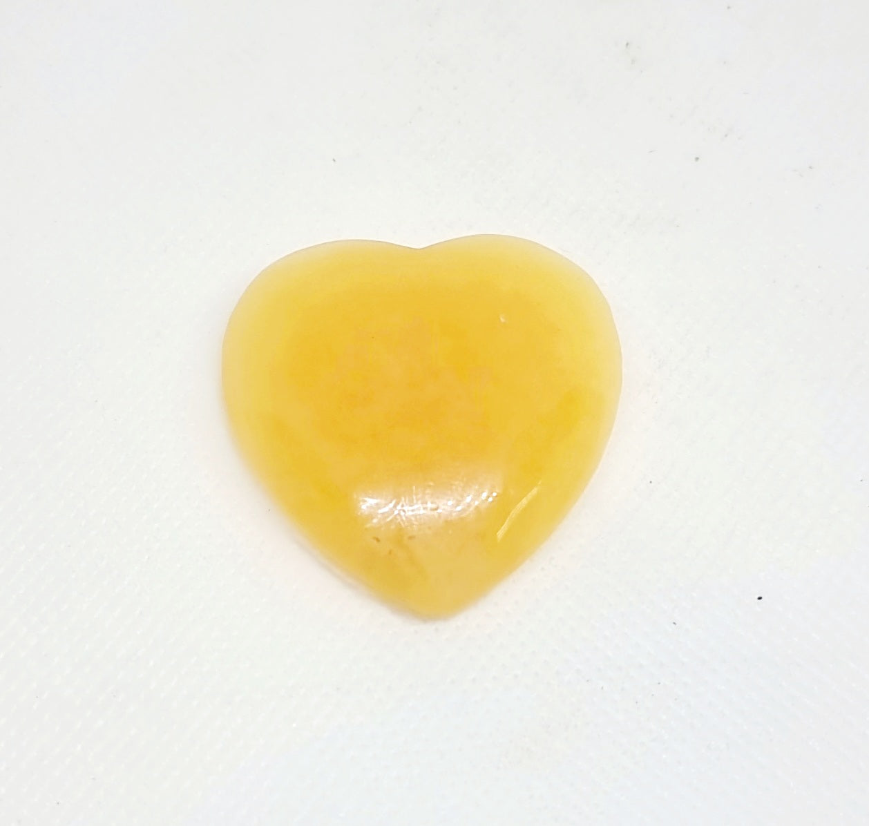 HONEY ARROGONITE POLISHED HEART 4 cm - SELF WORTH & SELF CONFIDENCE