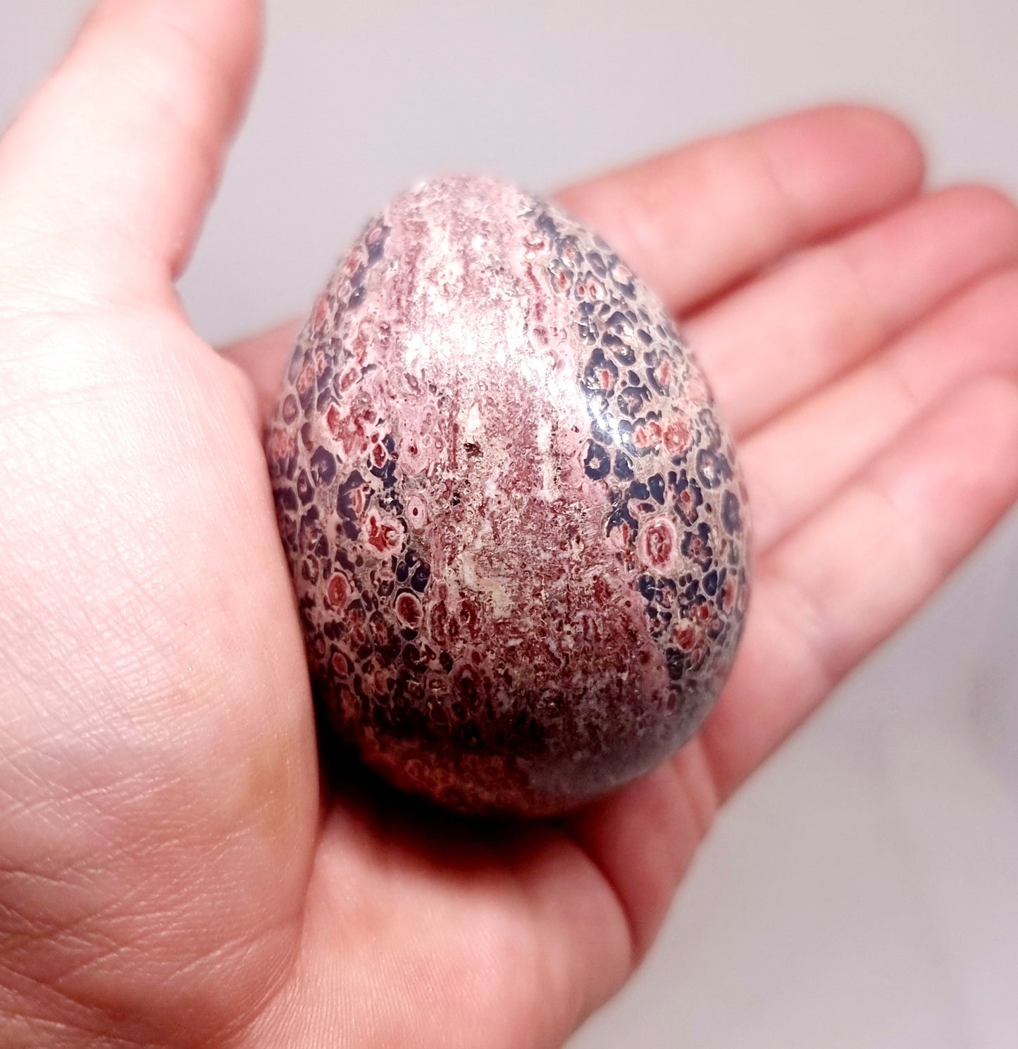 SNAKESKIN RHYOLITE JASPER EGG 138 g - GROUNDING & PROTECTION