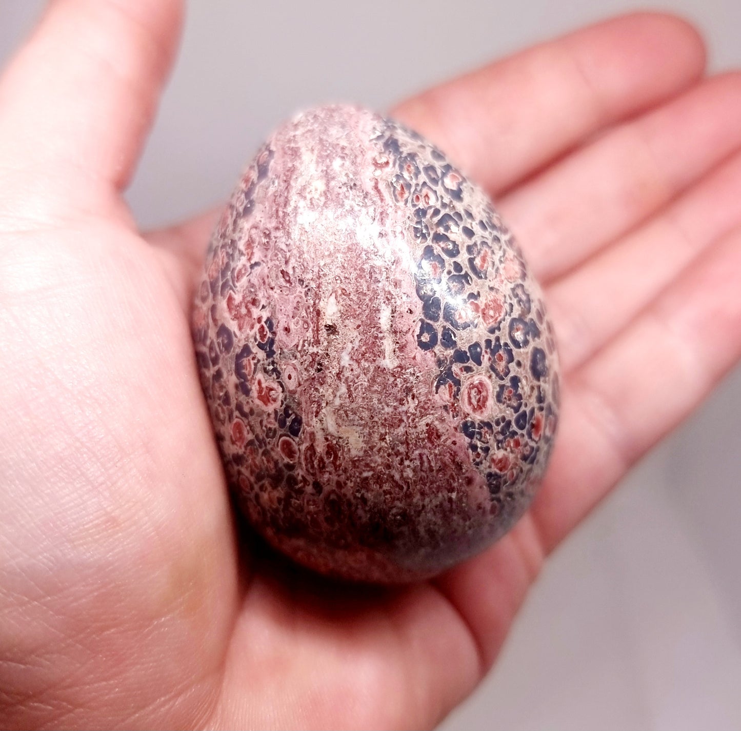 SNAKESKIN RHYOLITE JASPER EGG 138 g - GROUNDING & PROTECTION