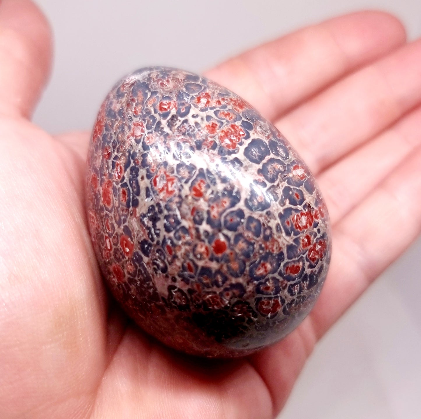 SNAKESKIN RHYOLITE JASPER EGG 137 g - GROUNDING & PROTECTION