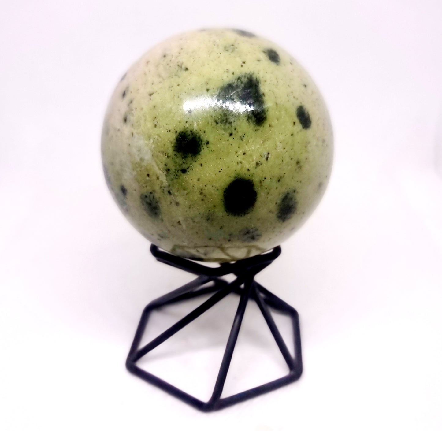 SERPENTINE / LEOPARD STONE POLISHED SPHERE 6 cm - GAIA