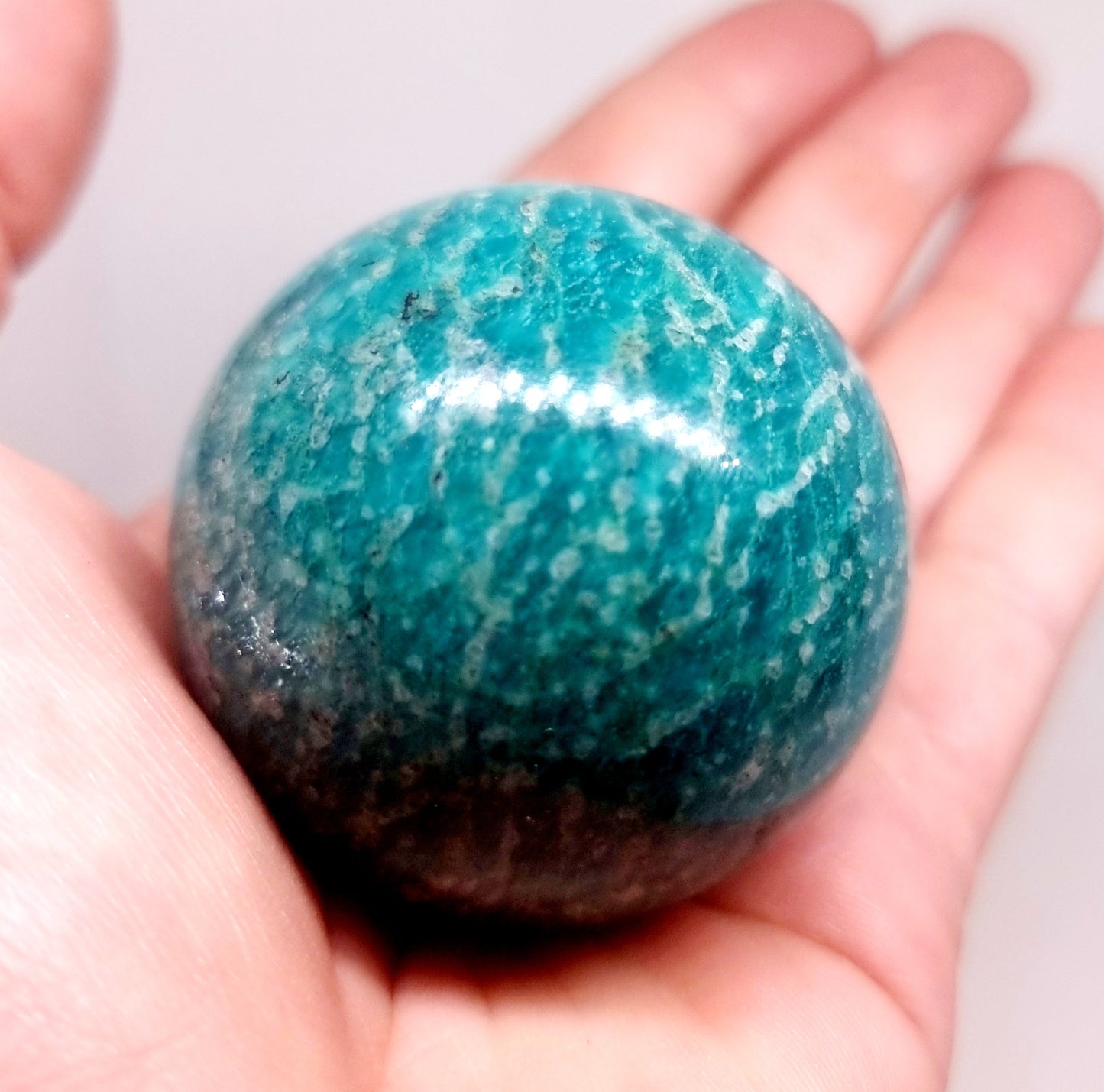 AMAZONITE POLISHED SPHERE (B) 5 cm - COMMUNICATION