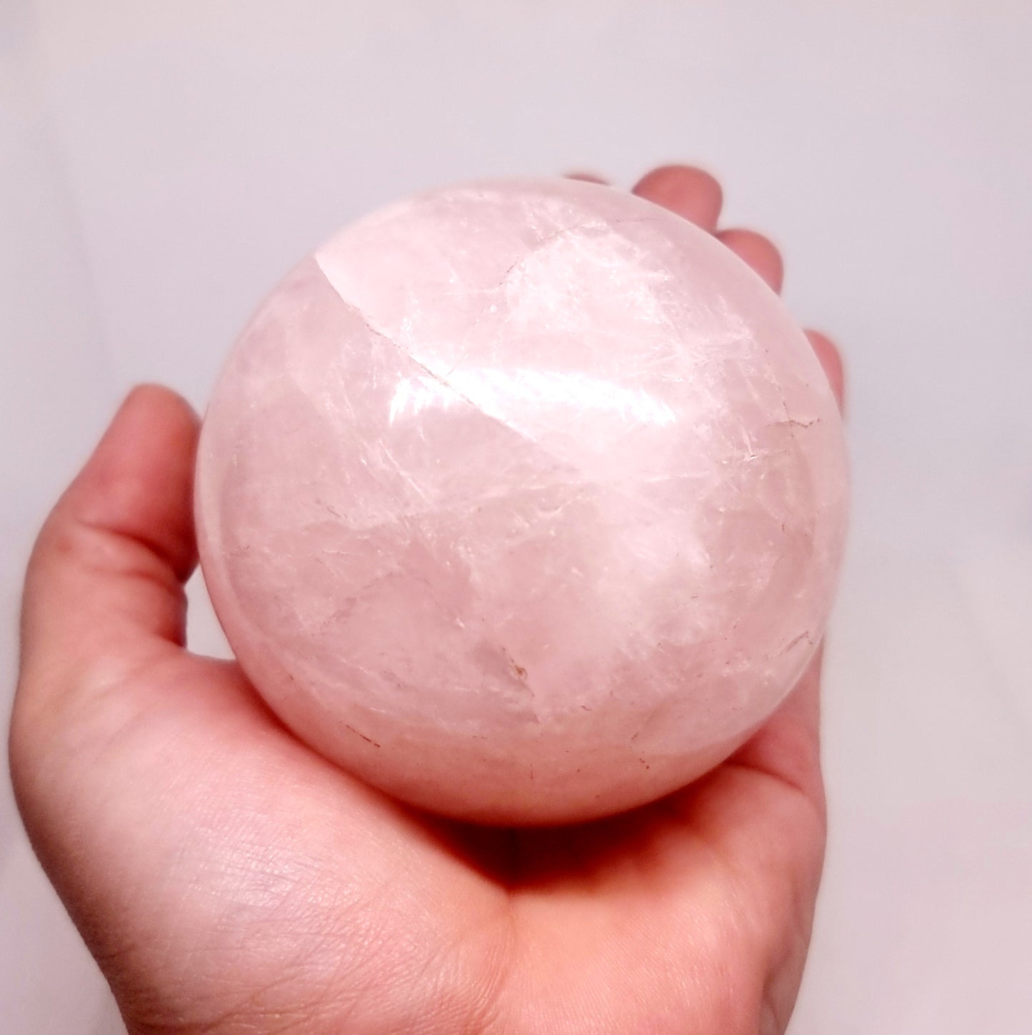 ROSE QUARTZ POLISHED SPHERE 614 g  - LOVE