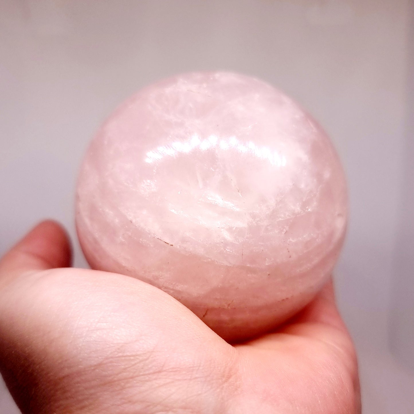 ROSE QUARTZ POLISHED SPHERE 614 g  - LOVE