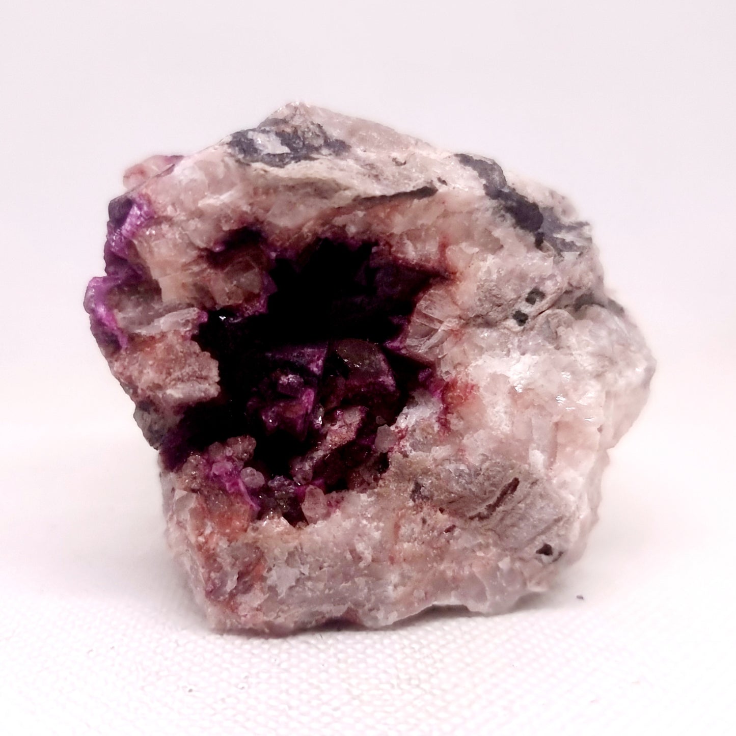 BRIGHT PINK SALROSE COBALTOAN DOLOMITE 303 g - SELF LOVE