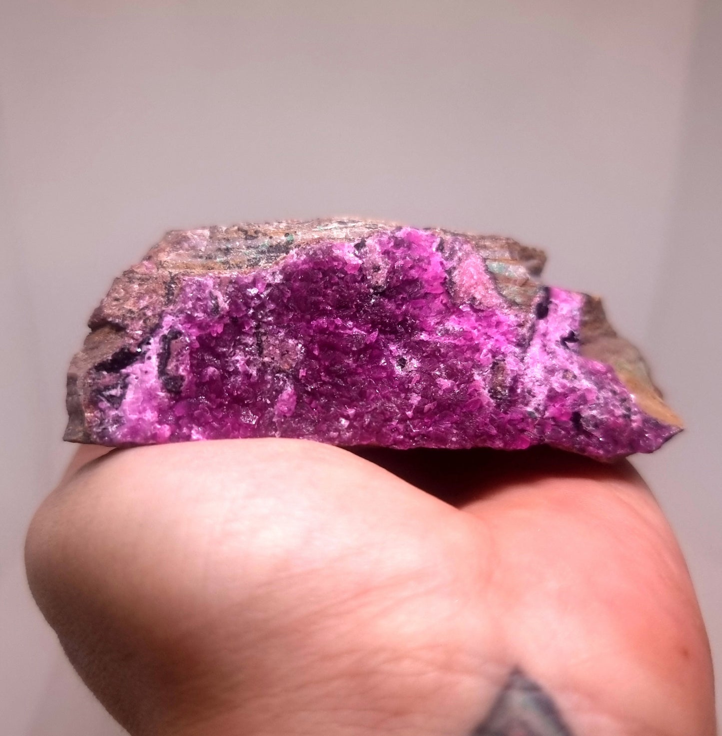 BRIGHT PINK SALROSE COBALTOAN DOLOMITE 238 g - SELF LOVE