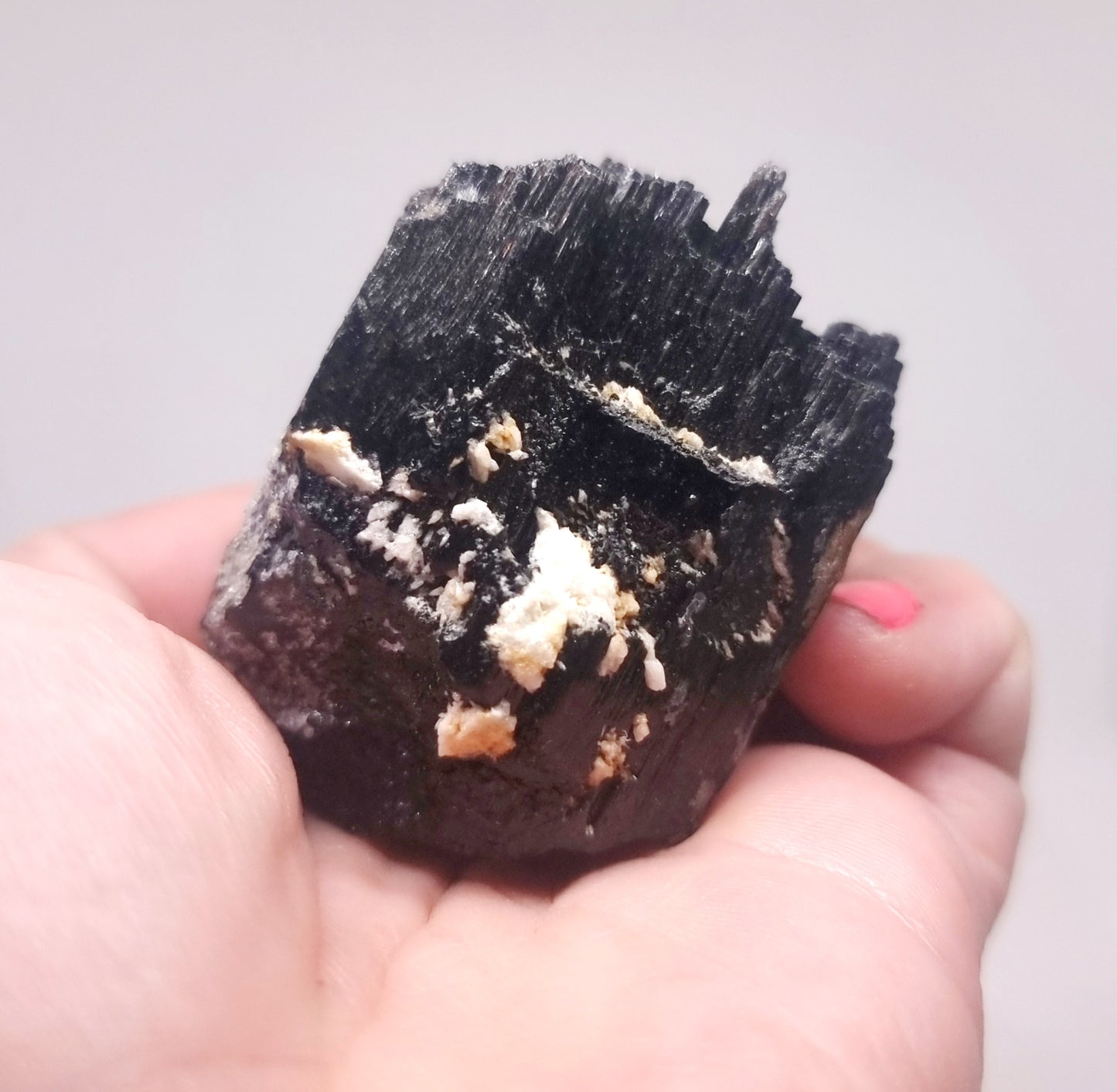 BLACK SCHORL TOURMALINE SPECIMEN 136 g - SHAMANIC PROTECTION