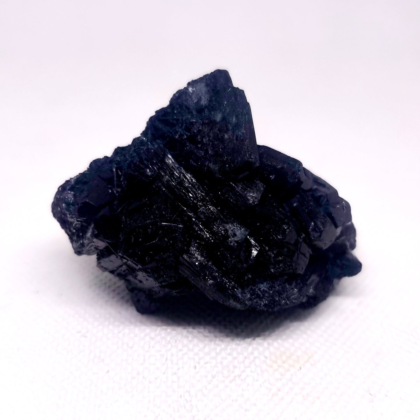 BLACK SCHORL TOURMALINE SPECIMEN 101 g - SHAMANIC PROTECTION