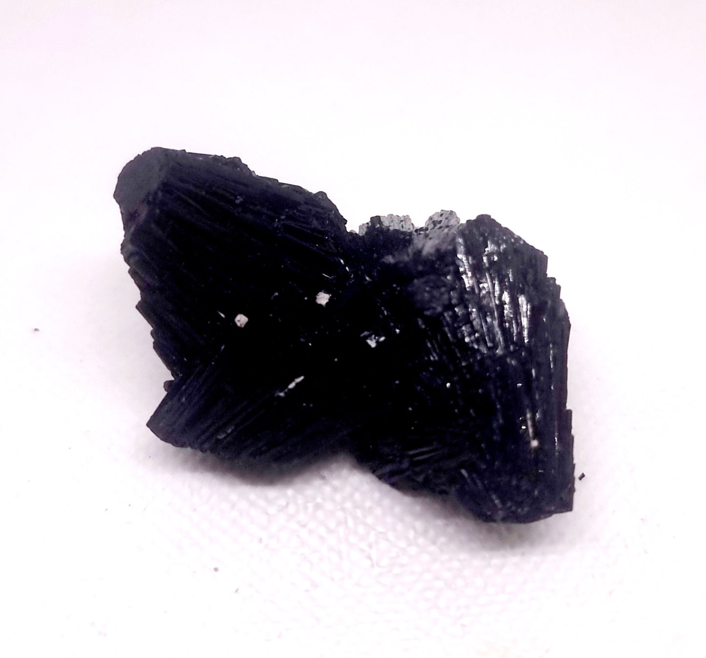 BLACK SCHORL TOURMALINE SPECIMEN 54 g - SHAMANIC PROTECTION