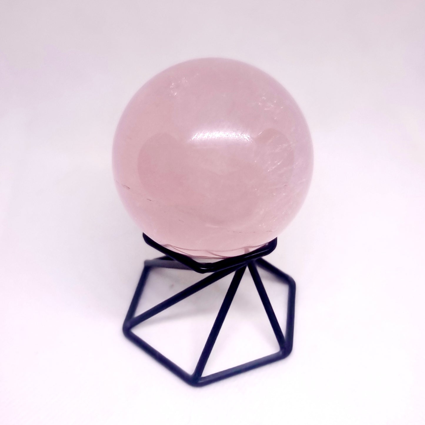 ROSE QUARTZ WITH STAR ASTERISM POLISHED SPHERE 5 cm ( 205 g )- LOVE