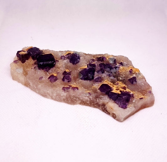 PURPLE CUBIC FLUORITE SPECIMEN 211 g - CLARITY & ENERGY