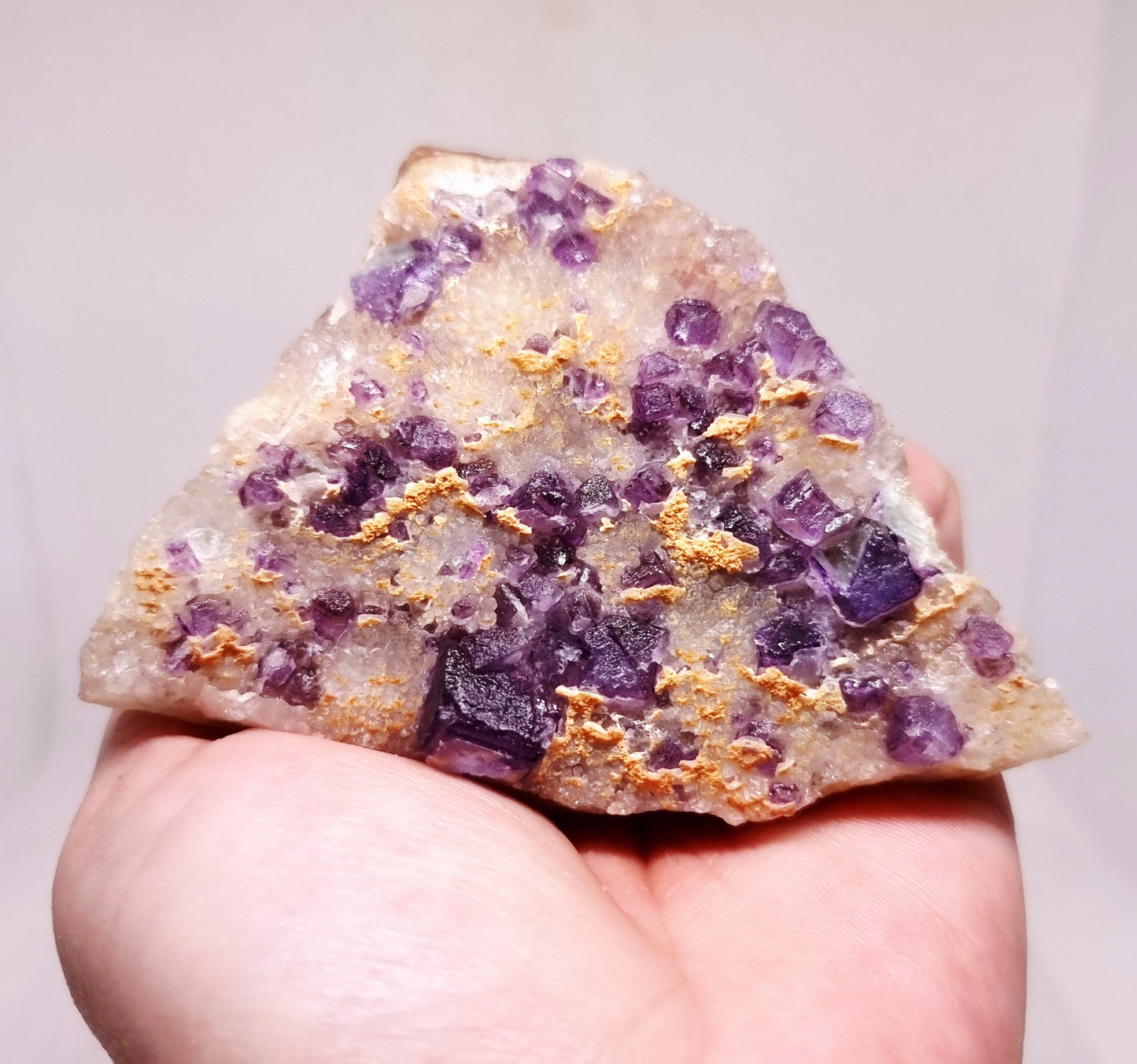 PURPLE CUBIC FLUORITE SPECIMEN 172 g - CLARITY & ENERGY