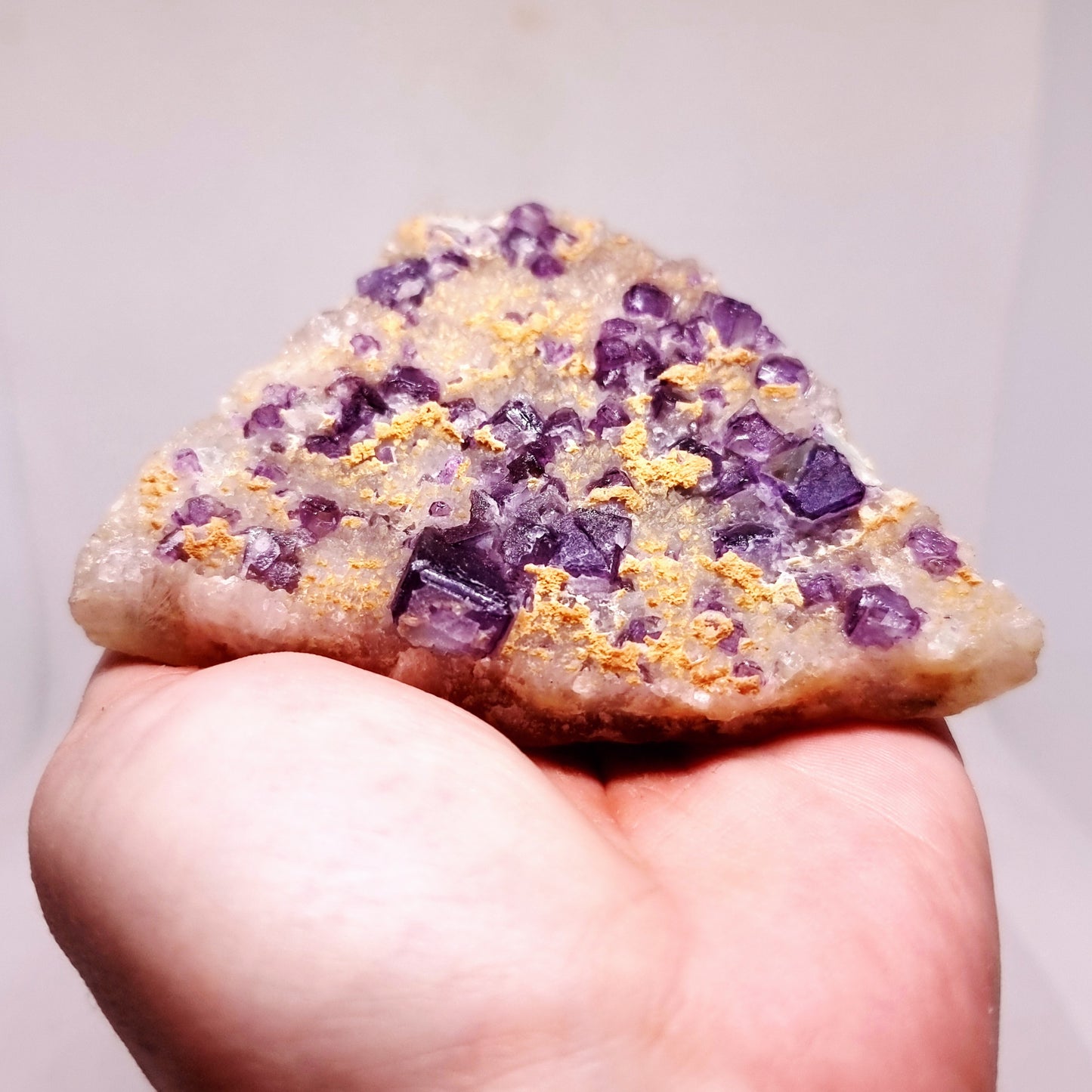 PURPLE CUBIC FLUORITE SPECIMEN 172 g - CLARITY & ENERGY