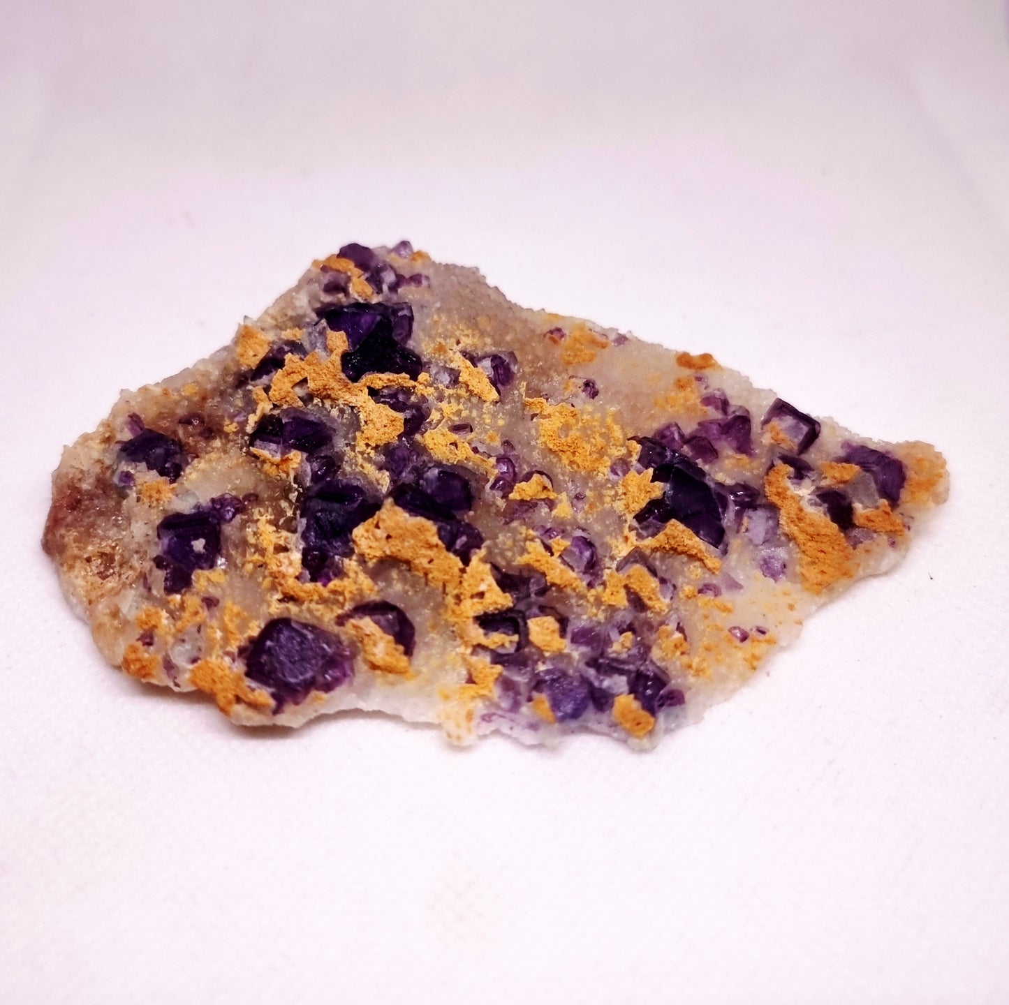 PURPLE CUBIC FLUORITE SPECIMEN 178 g - CLARITY & ENERGY