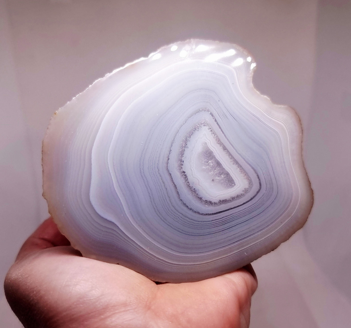 BLUE AGATE POLISHED SLICE 9 x 10 cm - SELF CONFIDENCE