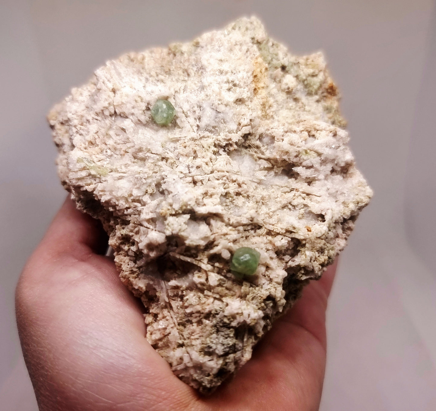 RARE GREEN DEMANTOID GARNET MATRIX SPECIMEN 549 g - LOVE & CREATIVITY