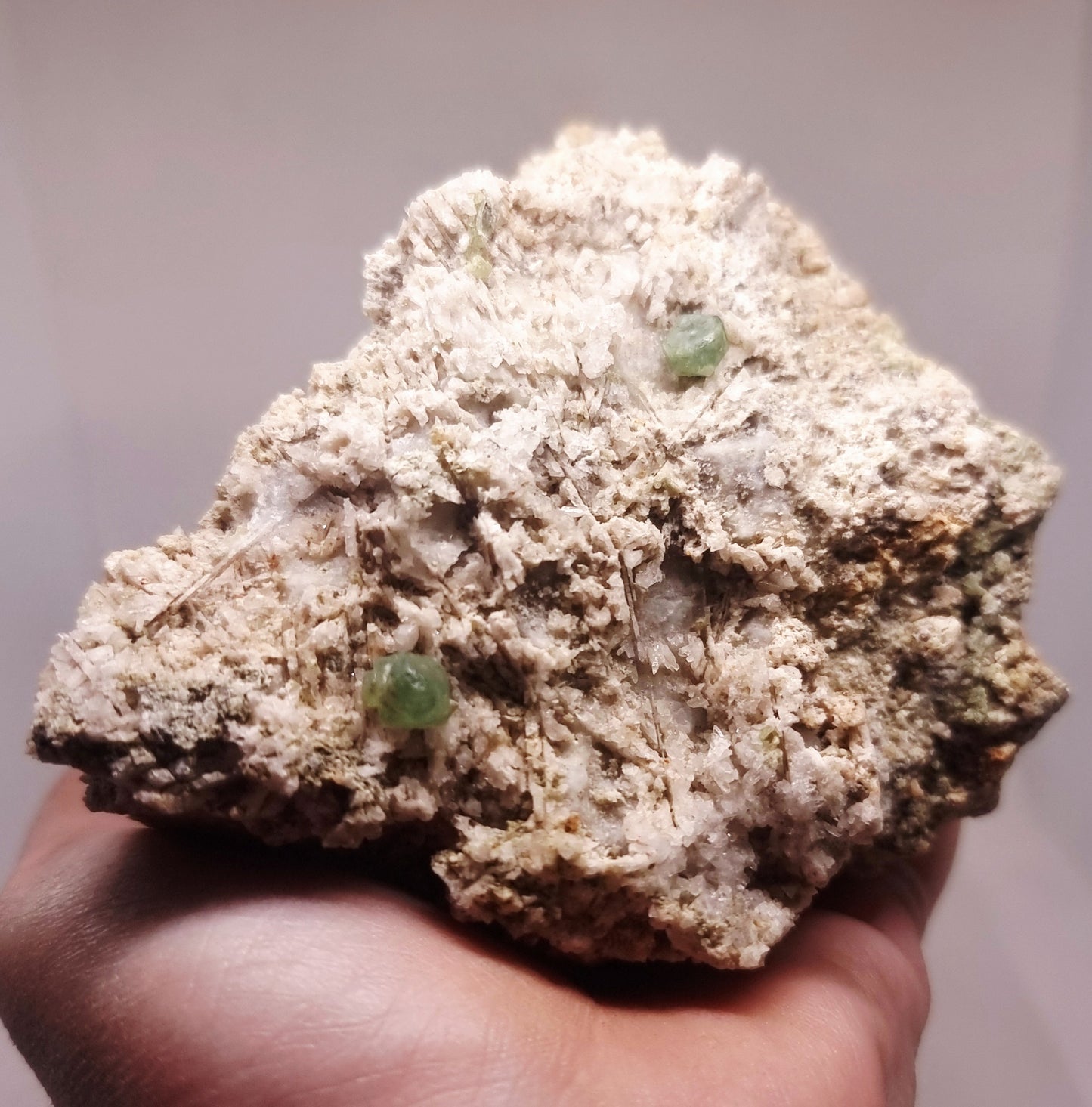 RARE GREEN DEMANTOID GARNET MATRIX SPECIMEN 549 g - LOVE & CREATIVITY