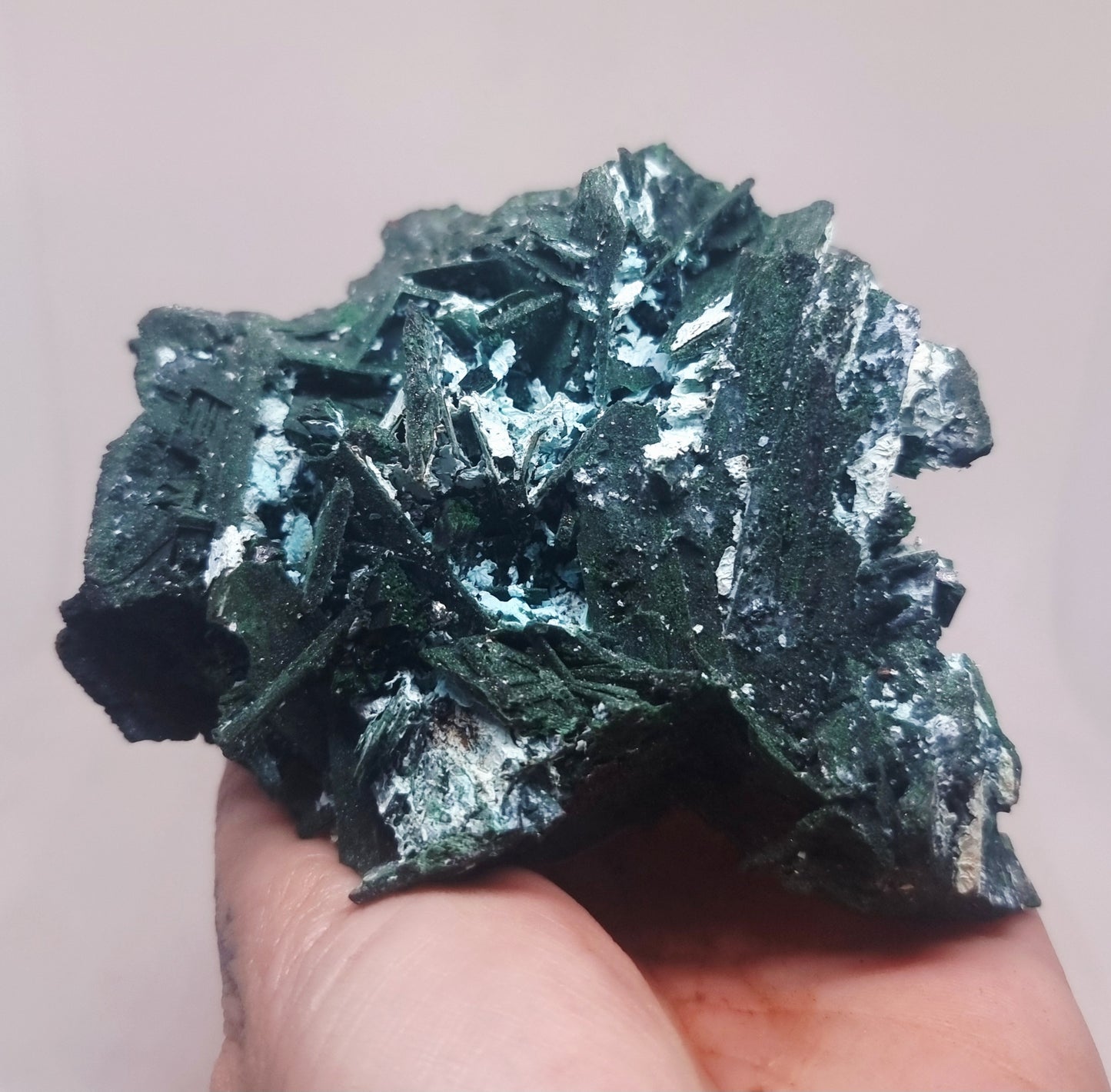 RARE BLADED MALACHITE PSEUDOMORPH SPECIMEN 356 g - HEART HEALER