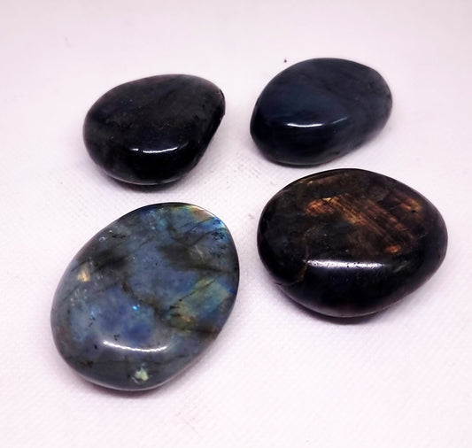 LABRADORITE FLASHY GREEN & BLUE PALM STONES - CLAIRVOYANCE