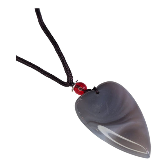 AGATE HEART NECKLACE - GROUNDING
