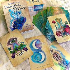 ANATOMY OF A WITCH ORACLE CARDS - DIVINATION