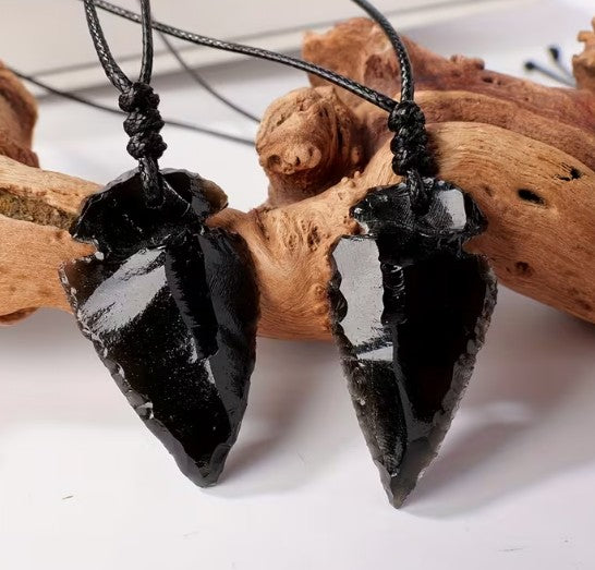 BLACK OBSIDIAN ARROWHEAD NECKLACE - PROTECTION