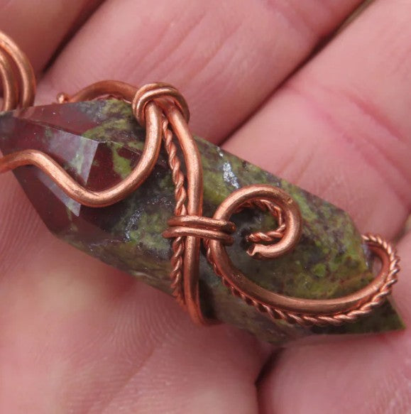 BLOODSTONE DOUBLE TERMINATED COPPER WIRE WRAPPED NECKLACE