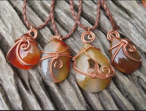 CARNELIAN IN COPPER WIRE NECKLACE - CREATIVITY