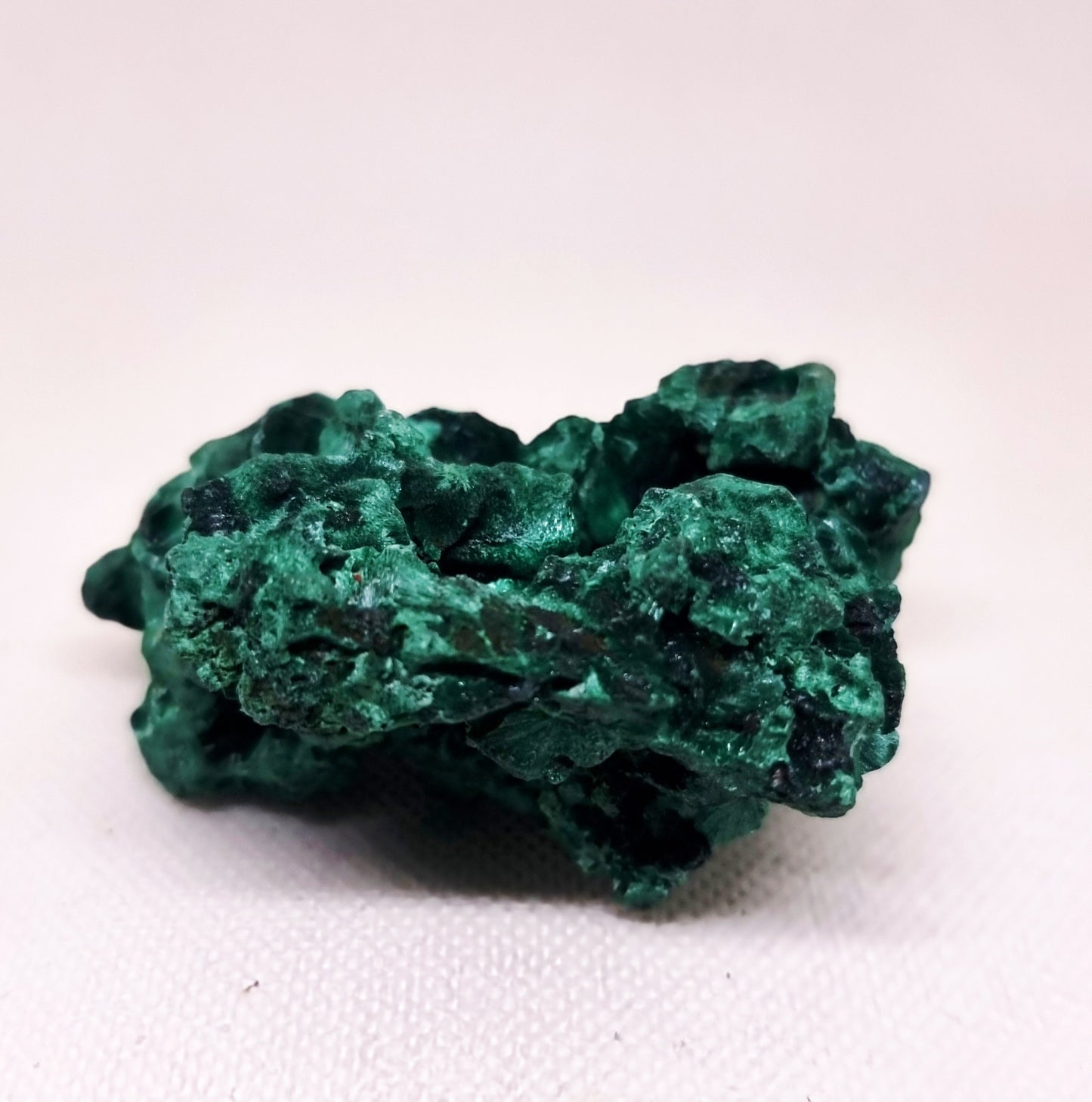 SILKY MALACHITE SPECIMEN ( 150 g ) - WEALTH