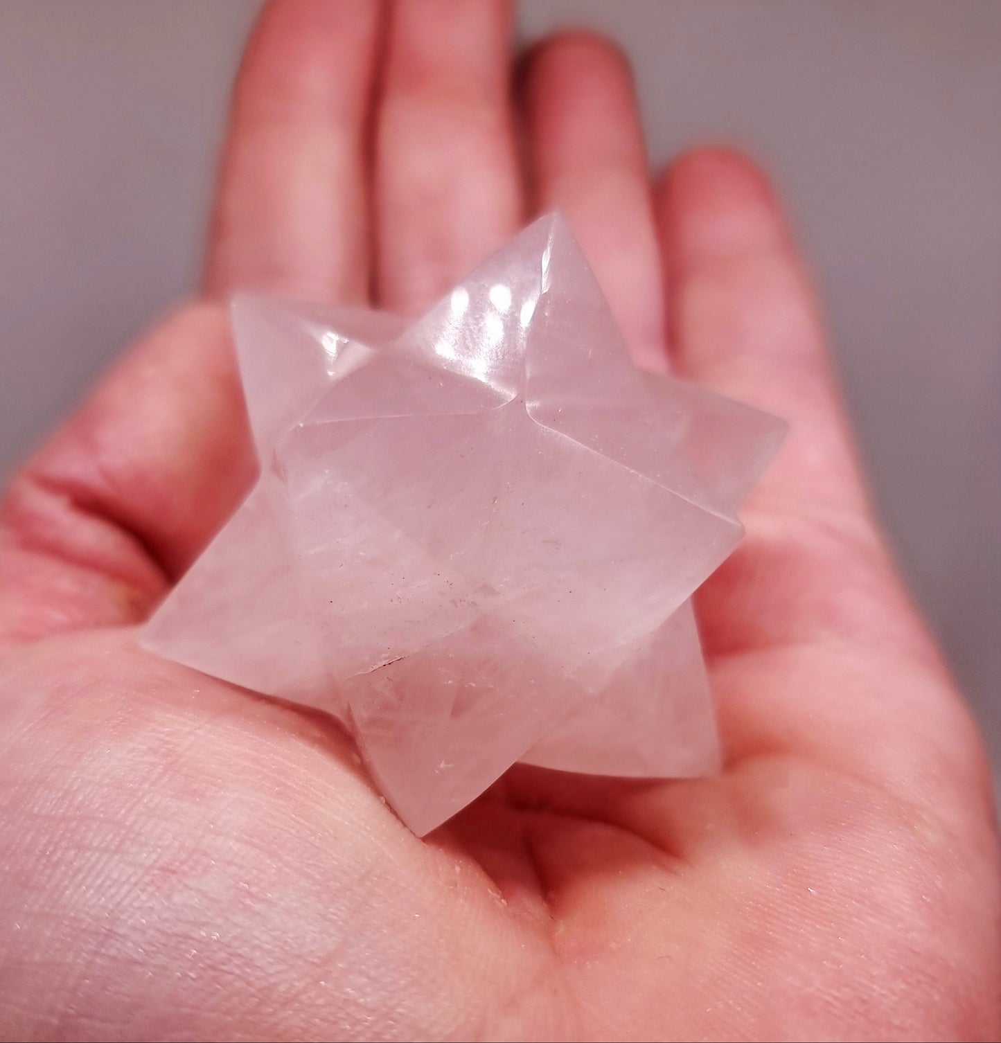 ROSE QUARTZ POLISHED MERKABA 5 cm - UNCONDITIONAL LOVE