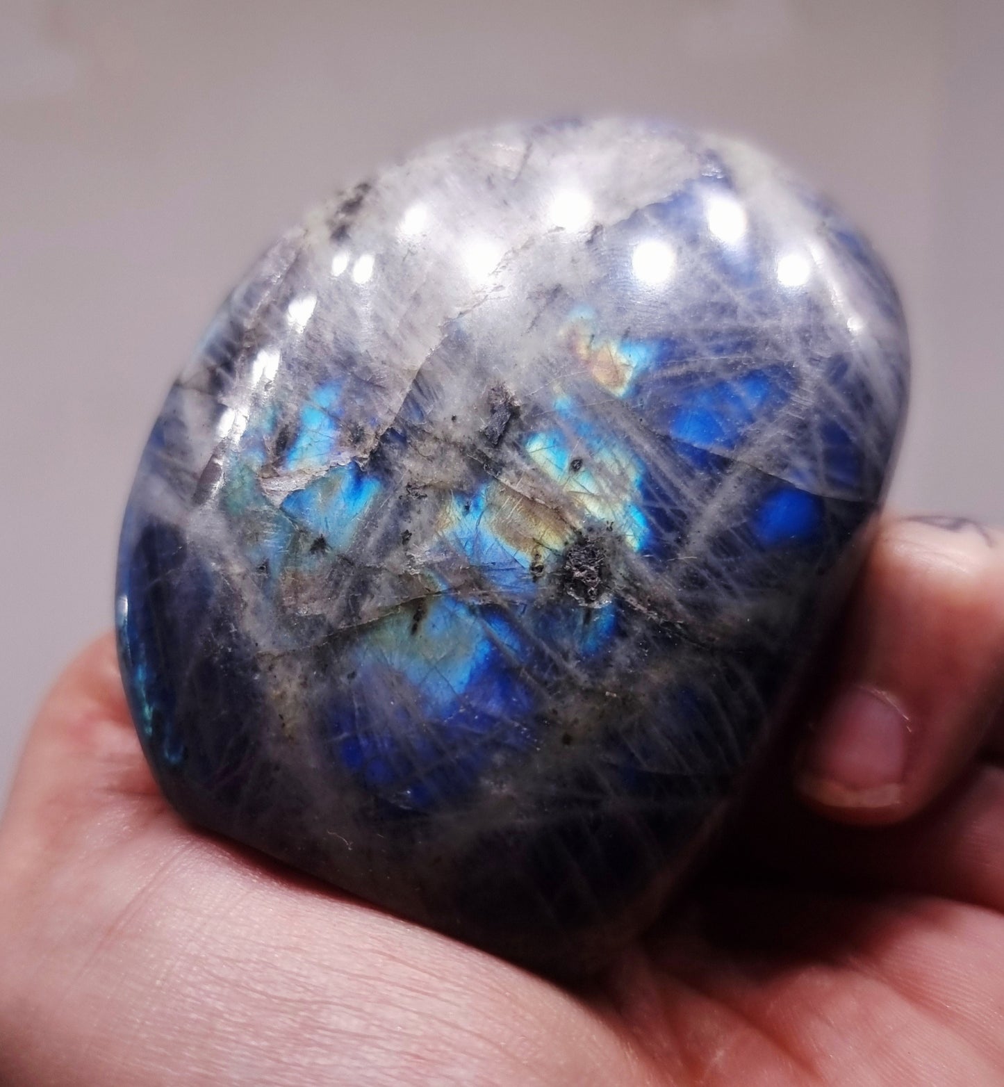 BLUE & GREEN FLASH LABRADORITE FREEFORM 199 g - CLAIRVOYANCE