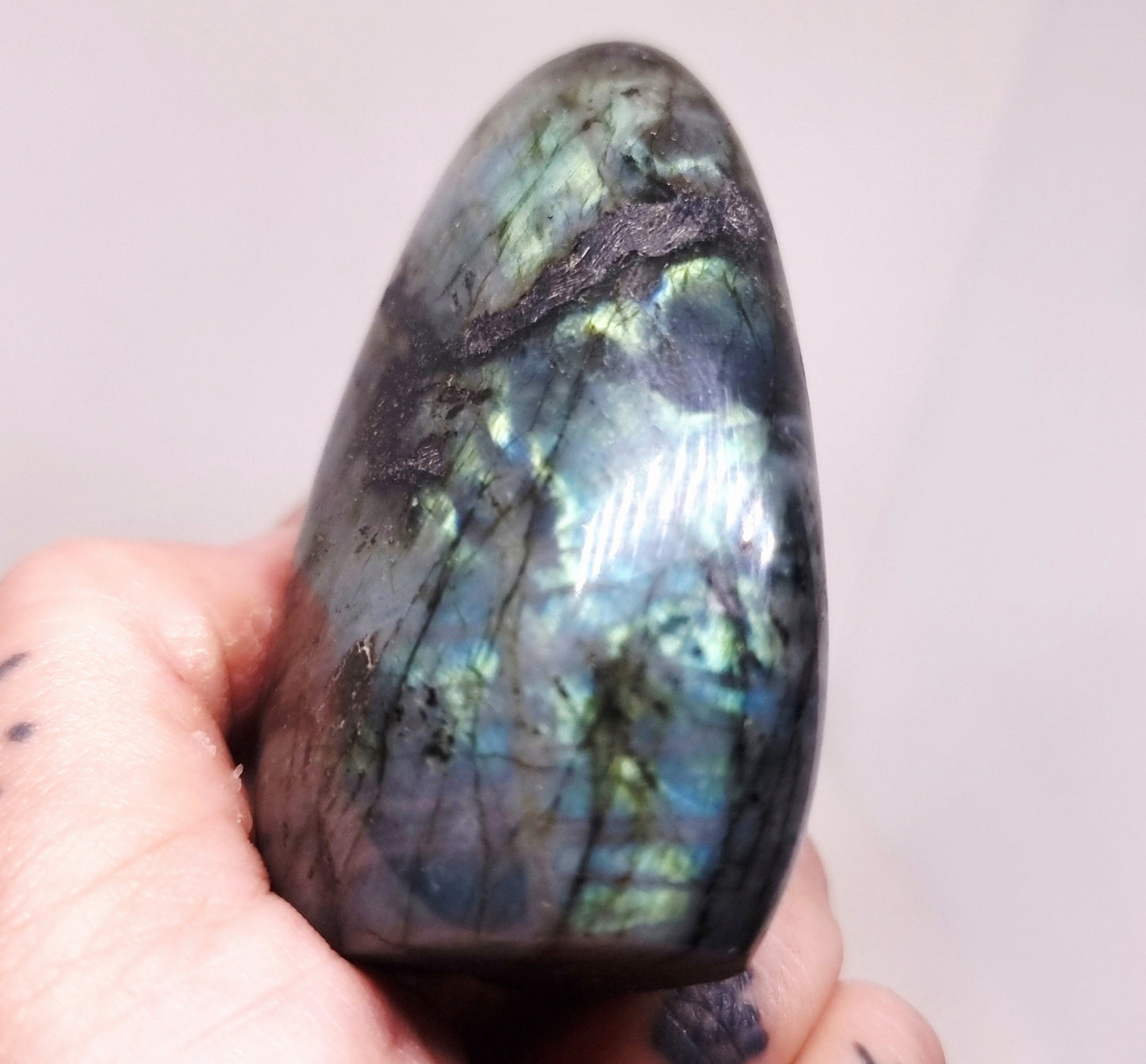 BLUE & GREEN FLASH LABRADORITE FREEFORM 167 g - CLAIRVOYANCE