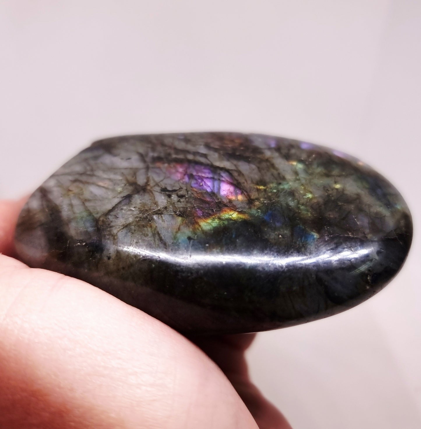 BLUE & GREEN FLASH LABRADORITE FREEFORM 198 g - CLAIRVOYANCE
