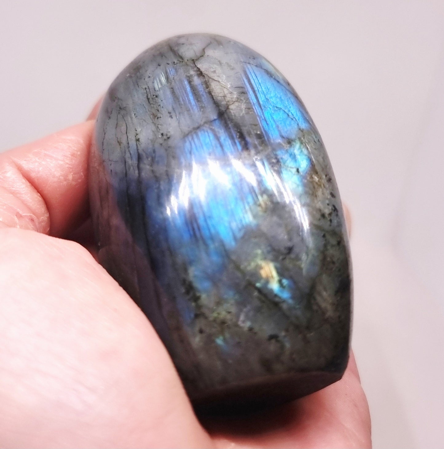 BLUE & GREEN FLASH LABRADORITE FREEFORM 177 g - CLAIRVOYANCE